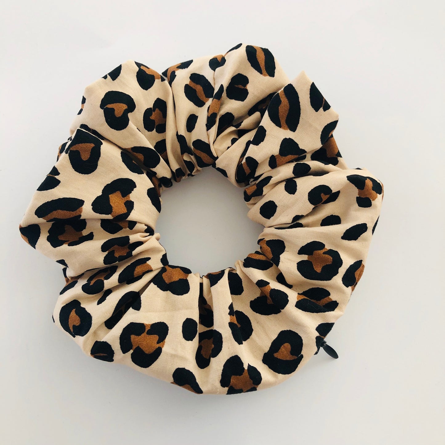 Secret Stash Scrunchie - Kiara