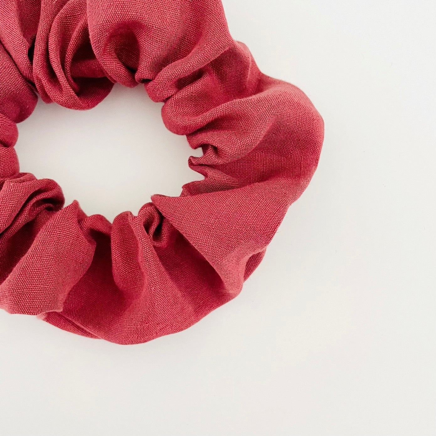 Basic Scrunchie Raspberry