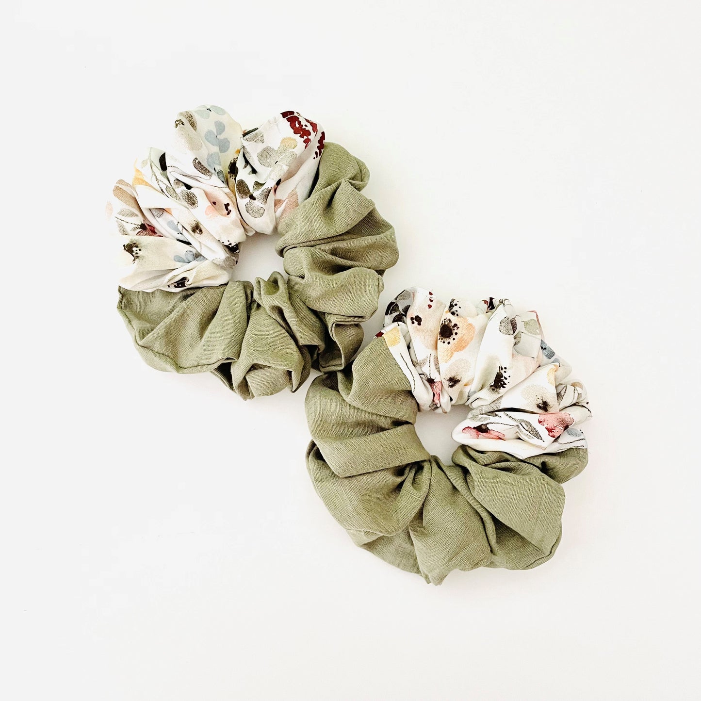 Duotone Jennifer Sage Scrunchie