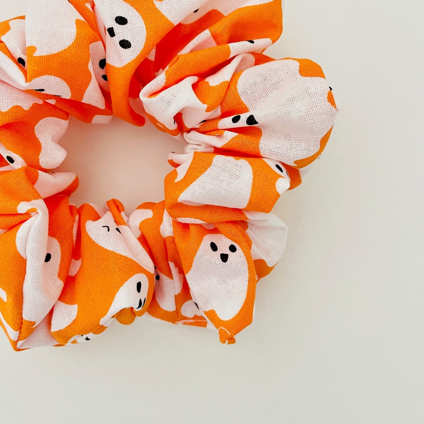 Halloween Basic Scrunchie - Ghosty