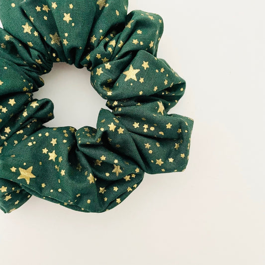 Basic Scrunchie - Christmas Green Starburst