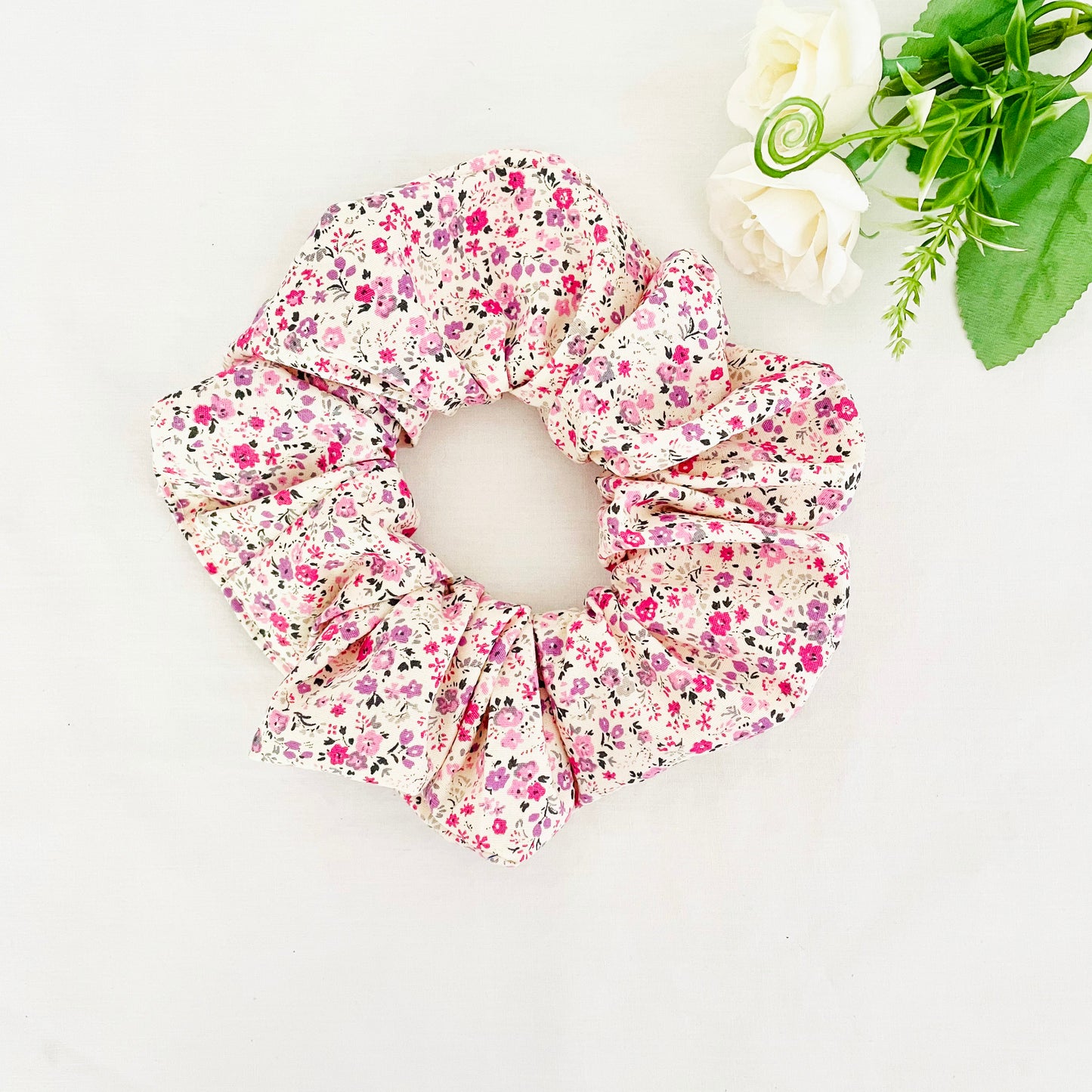Basic Scrunchie Poppy Pink
