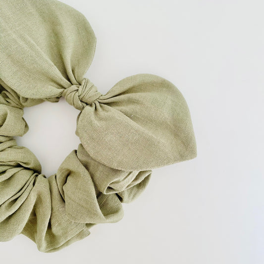 Bow Scrunchie - Linen Sage