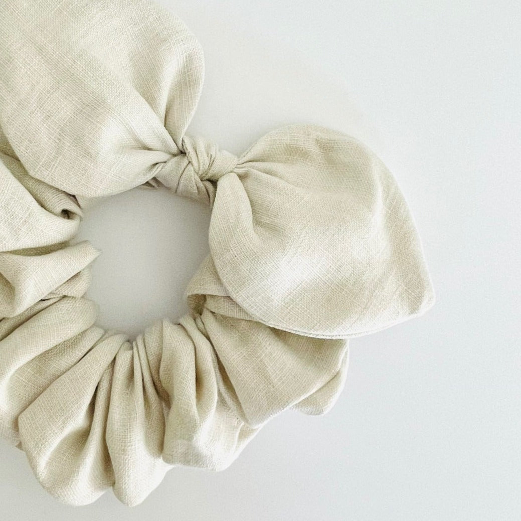 Bow Scrunchie - Linen Natural