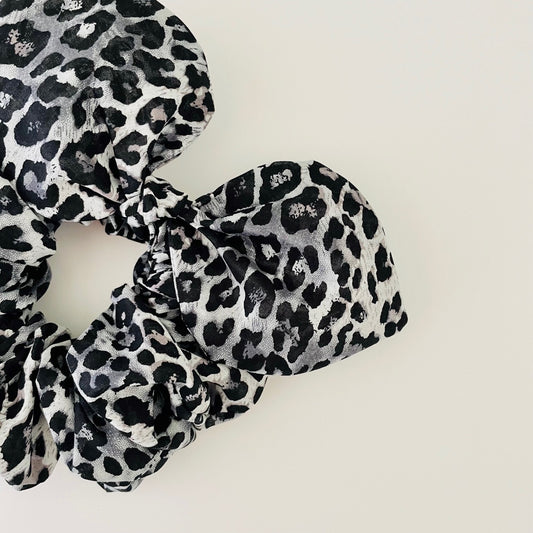 Bow Scrunchie - Snow Leopard