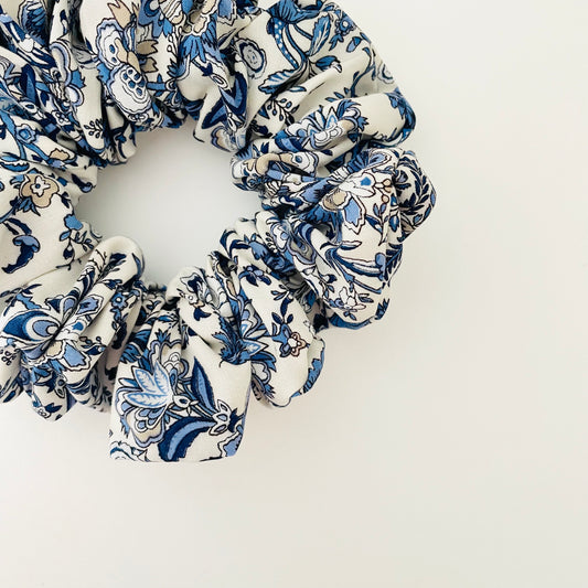 Basic Scrunchie Juniper