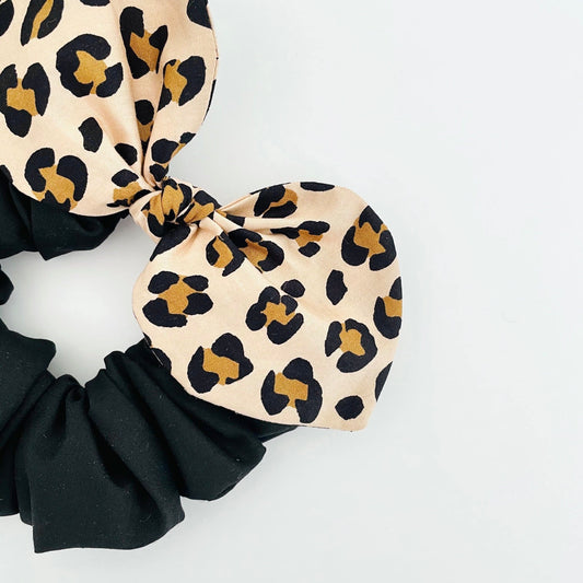 Bow Scrunchie - Kiara Splice