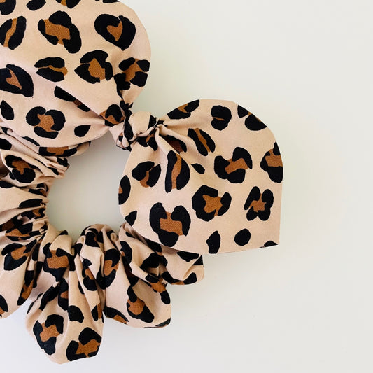 Bow Scrunchie - Kiara