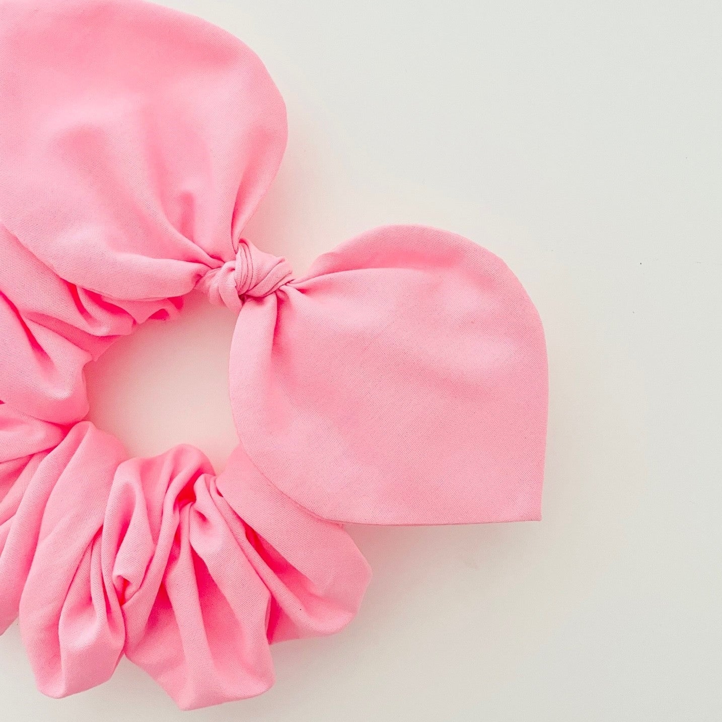 rose scrunchie pink bow 