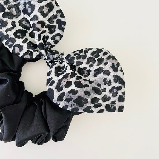 Bow Scrunchie - Snow Leopard Splice